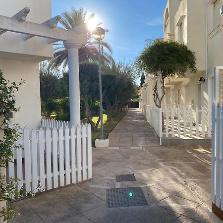 Garden Vistas. Hermoso Duplex Con Patio, Solarium Y Piscina. Vera Luaran gambar